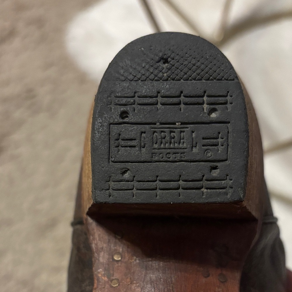 Embroidered Leather Heeled Boots - Picture 7 of 10